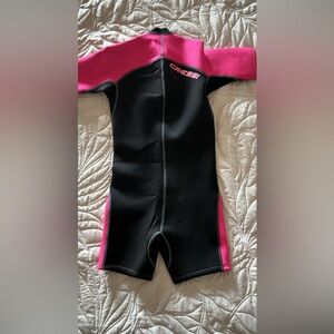 Girls shorty wetsuit size 10-12 M